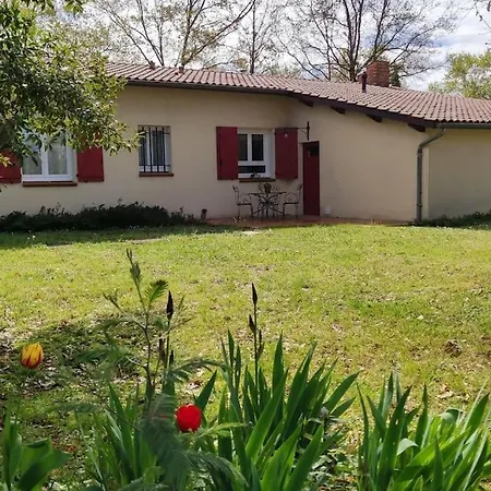 La Chenaie Maison Entiere Avec Un Grand Jardin *