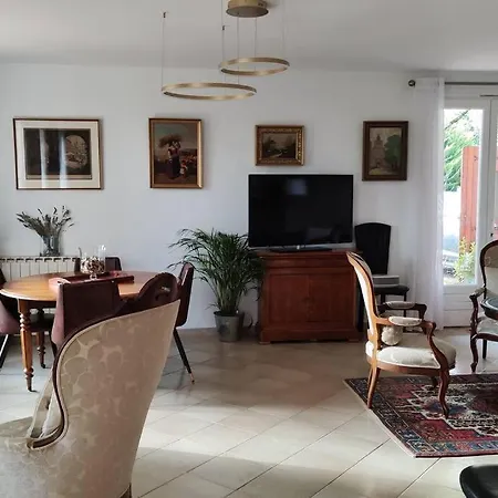 别墅 La Chenaie Maison Entiere Avec Un Grand Jardin 蒙托邦