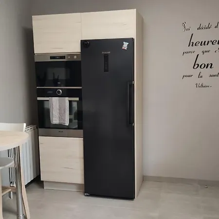 La Chenaie Maison Entiere Avec Un Grand Jardin 蒙托邦